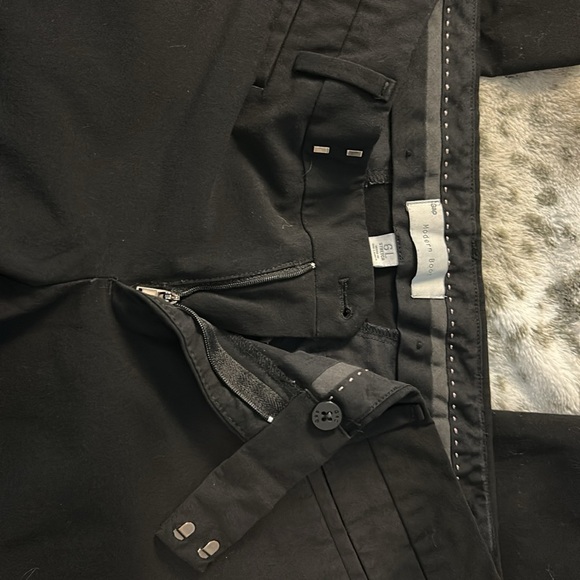 2 pairs of GAP Women’s Dress Pants - Picture 11 of 11